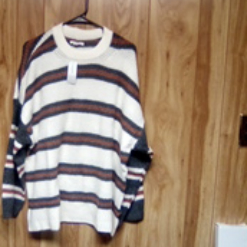 American eagle sweater